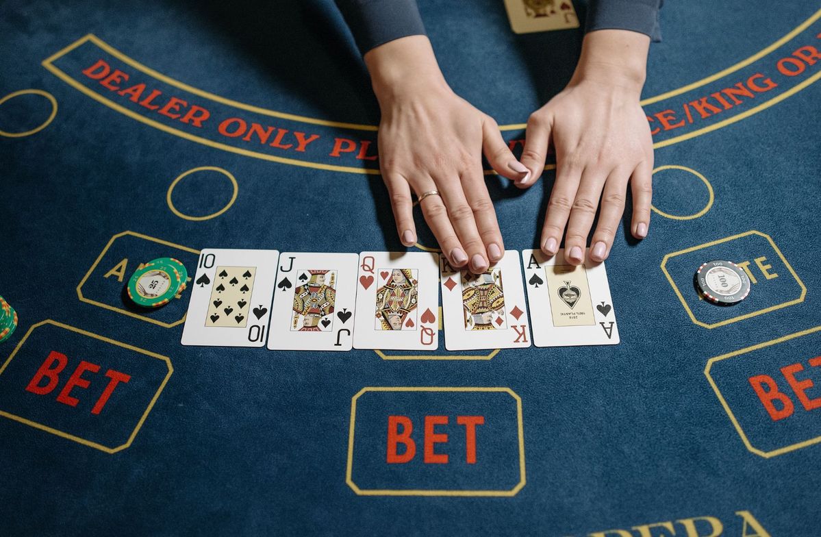 PAK33 Live Casino